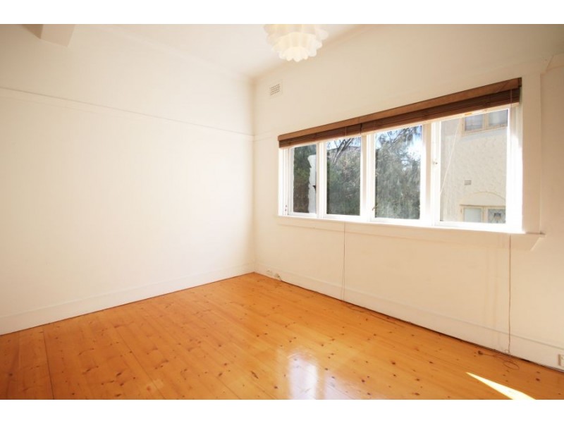4/9 Wonderland Avenue, Tamarama NSW 2026
