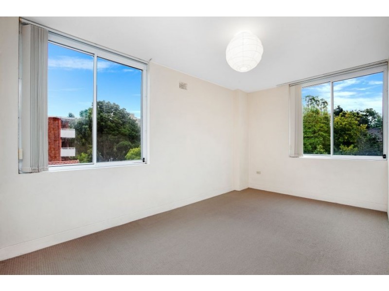 13/10 Ocean Street, Bondi NSW 2026