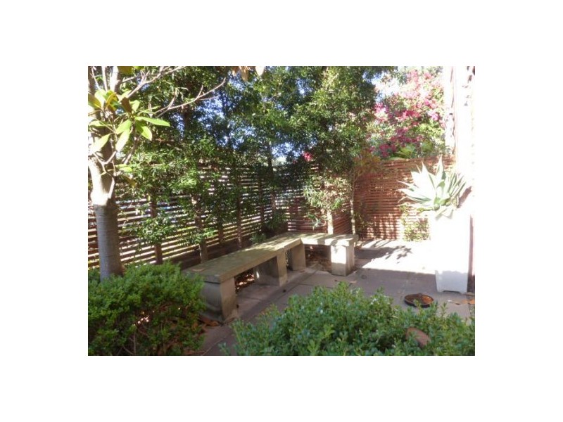 2/11a Brighton Boulevade, Bondi Beach NSW 2026