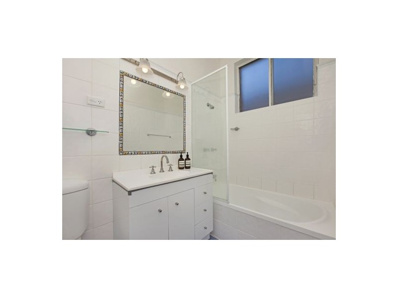 35 Glenayr Avenue, North Bondi NSW 2026