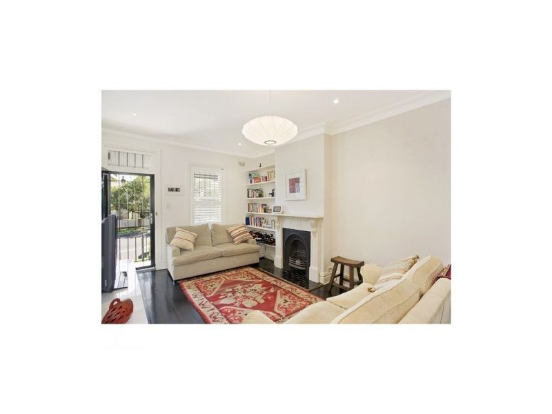 134 Ruthven St, Bondi Junction NSW 2022