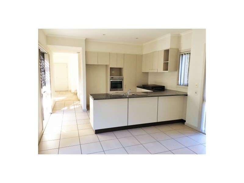 8 Pereira Street, Newington NSW 2127