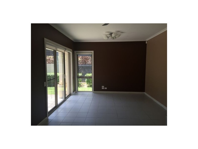 8 Baker Avenue, Newington NSW 2127