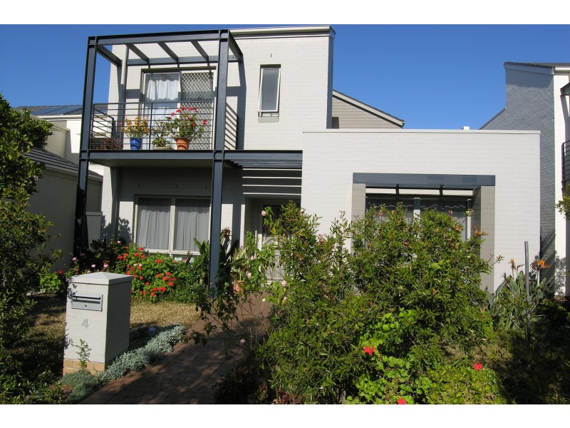 4 Theil Avenue, Newington NSW 2127