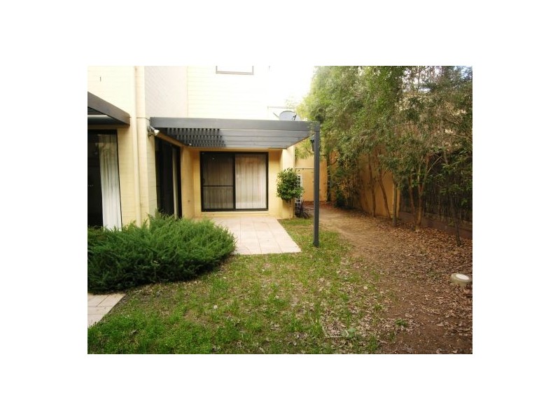 32 Blaxland Avenue, Newington NSW 2127