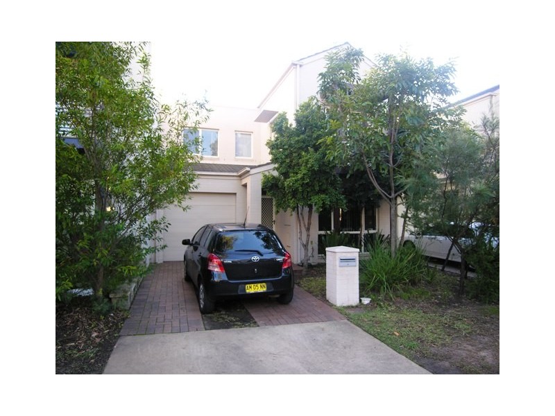 7 Comaneci Avenue, Newington NSW 2127