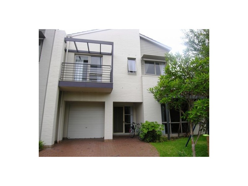 2 Diamond Court, Newington NSW 2127