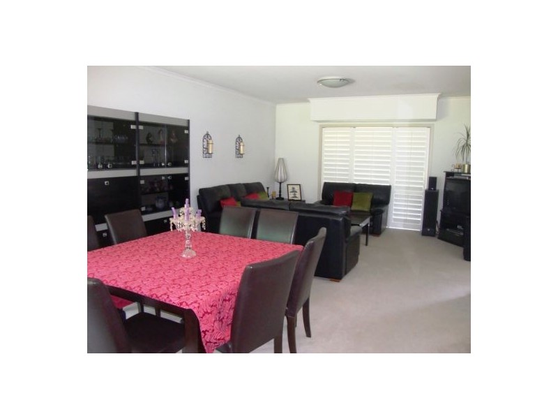 6 Oerter Avenue, Newington NSW 2127