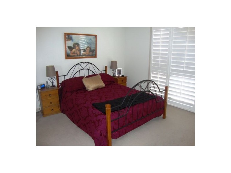 6 Oerter Avenue, Newington NSW 2127