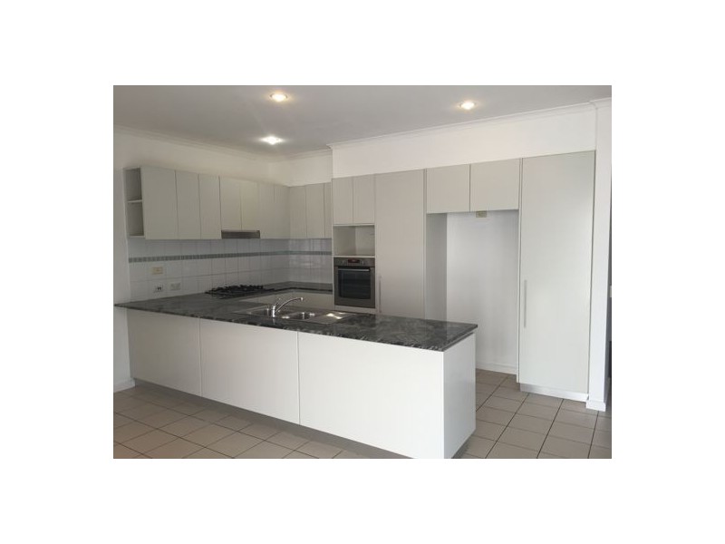 8 Ottey Avenue, Newington NSW 2127