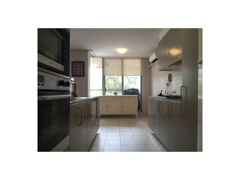 1/3 Owens Avenue, Newington NSW 2127