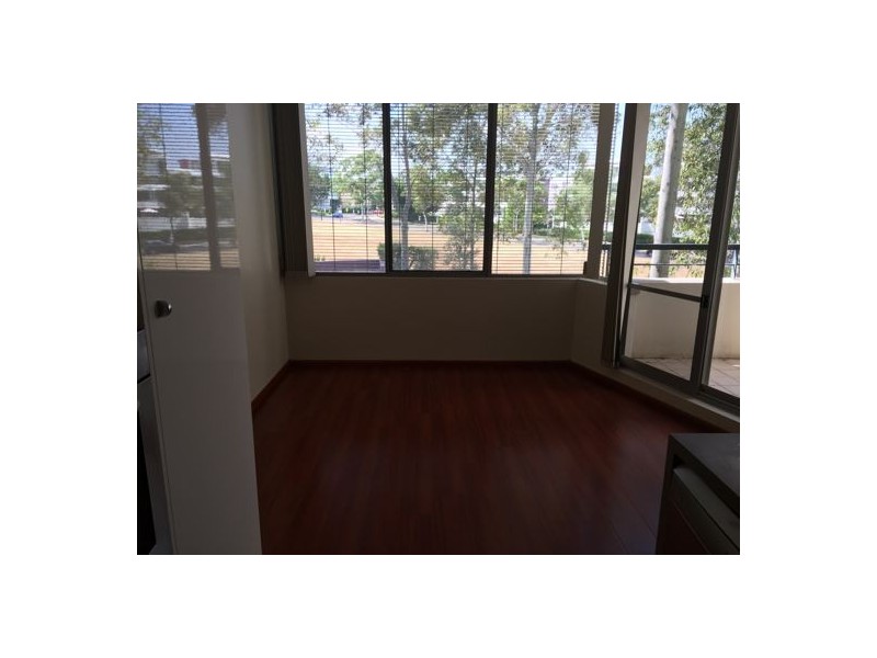 4/3 Nurmi Avenue, Newington NSW 2127