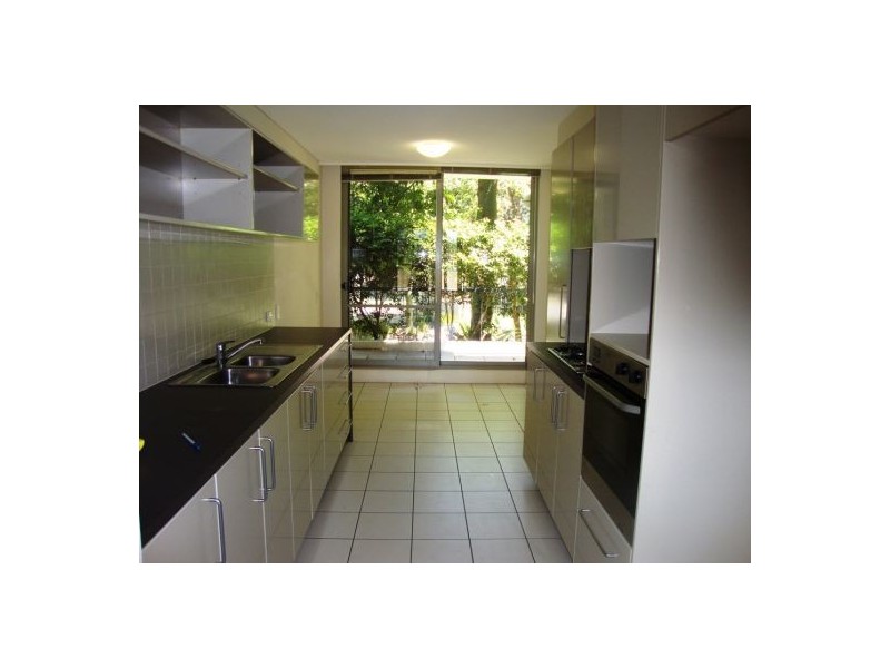 2/1 Blaxland Avenue, Newington NSW 2127