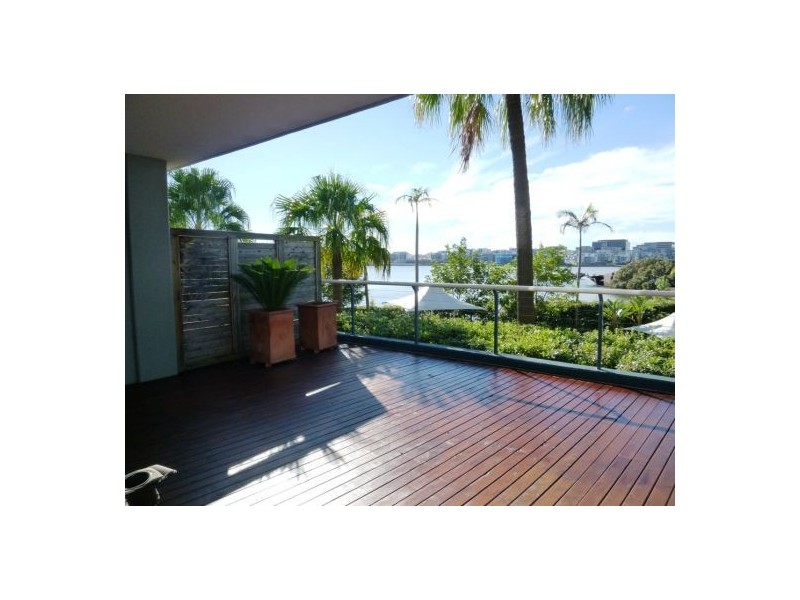 28/27 Bennelong Road, Wentworth Point NSW 2127