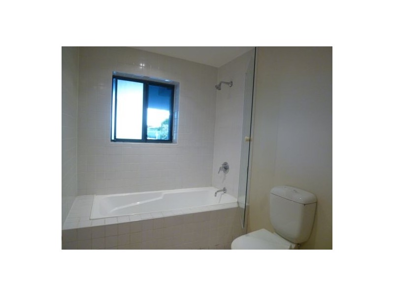 28/27 Bennelong Road, Wentworth Point NSW 2127