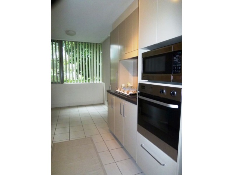 1/3-5 Blaxland Ave, Newington NSW 2127