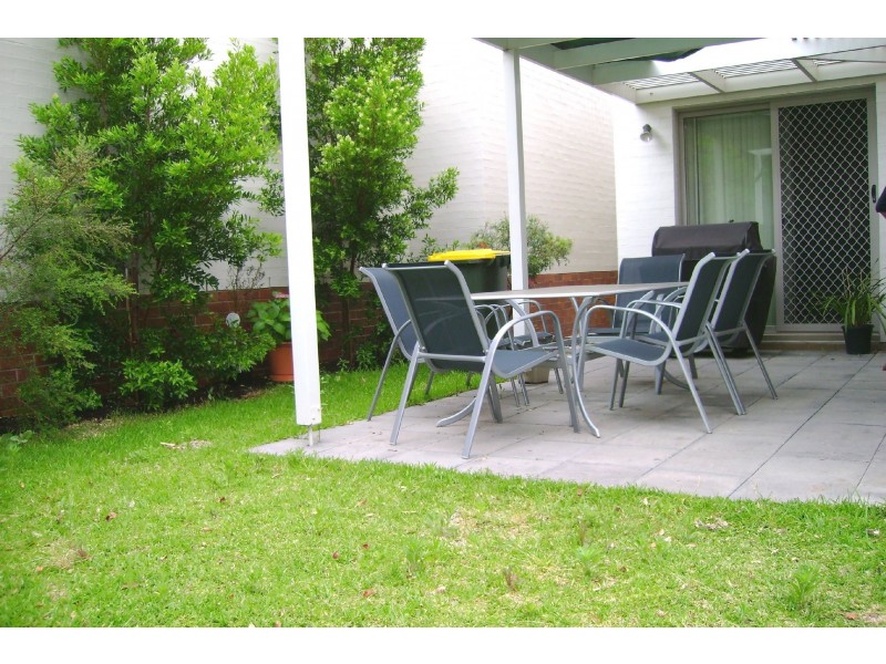 4 Pereira Street, Newington NSW 2127