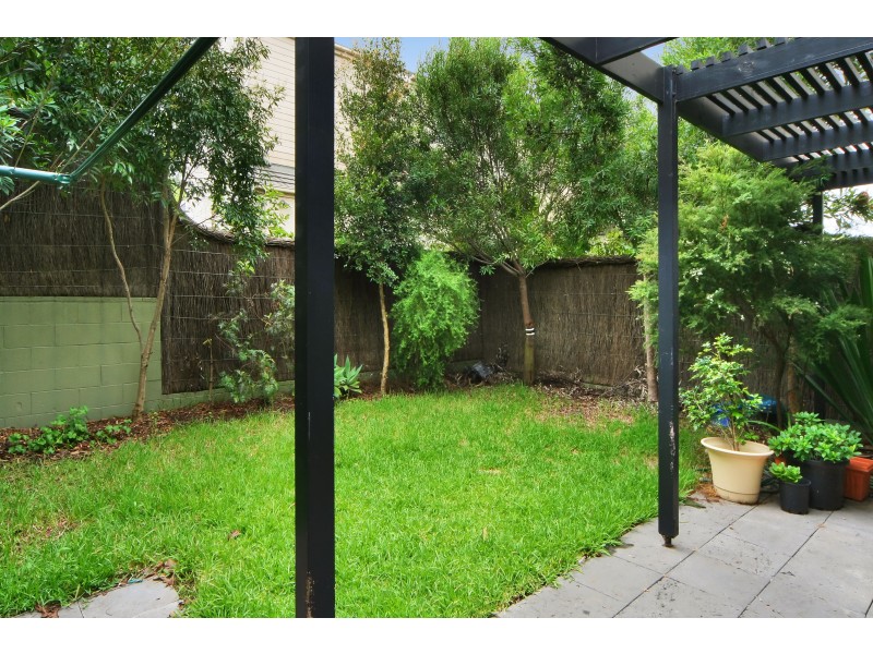 4 Ali Parade, Newington NSW 2127