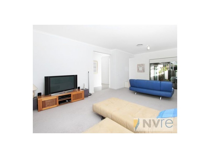 6 Spitz Avenue, Newington NSW 2127