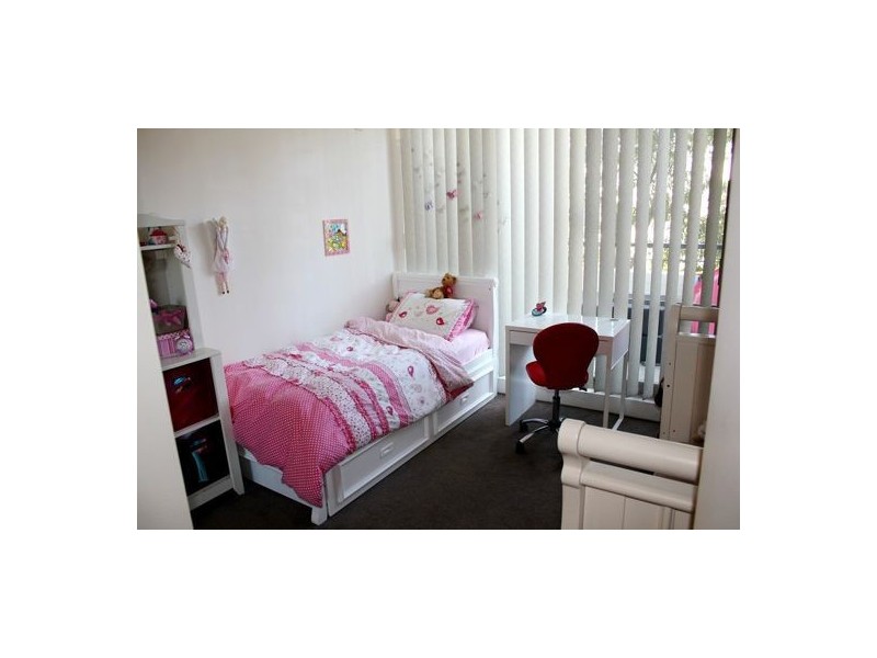 2/3 Mockridge Avenue, Newington NSW 2127