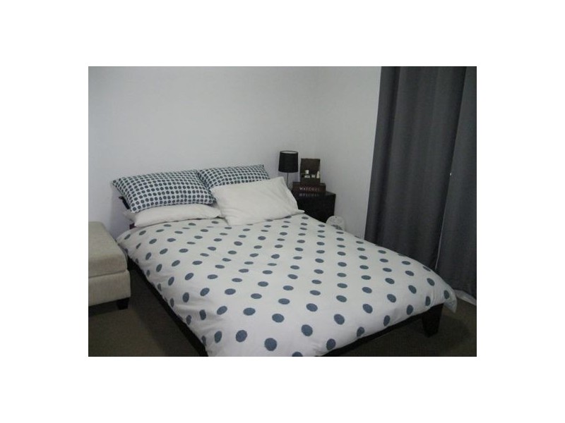 6 Rudd Close, Casula NSW 2170