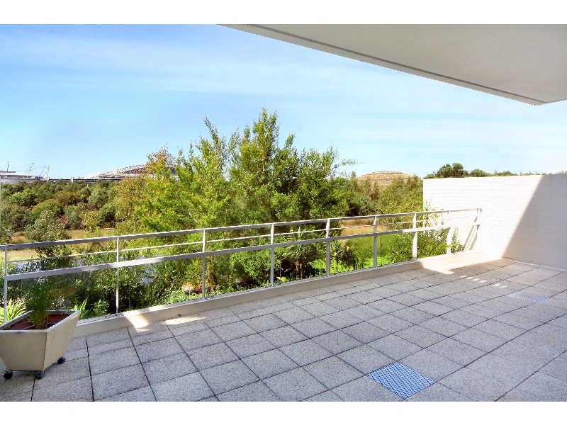 2/7 Devitt Avenue, Newington NSW 2127