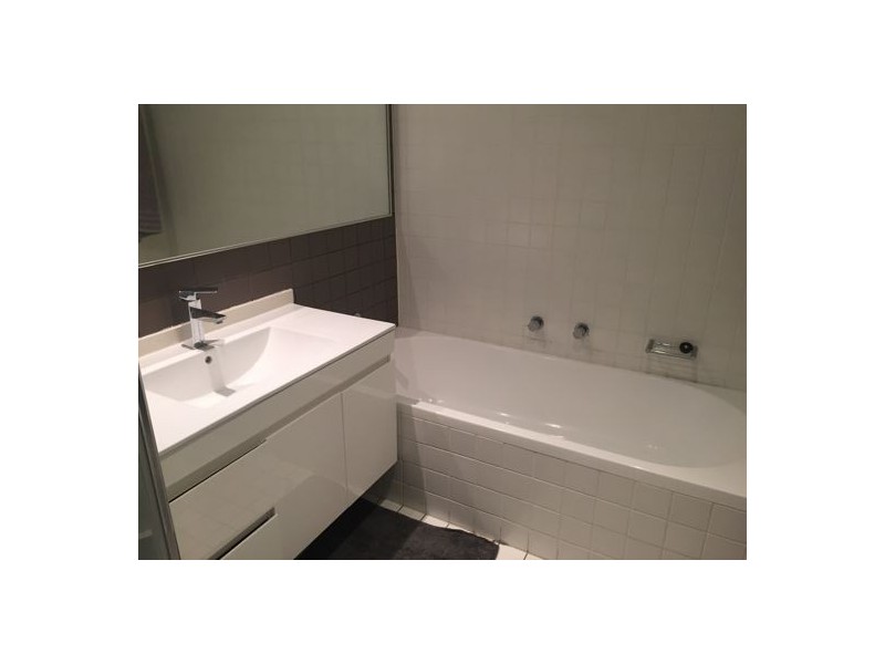 8/9 Blaxland Avenue, Newington NSW 2127