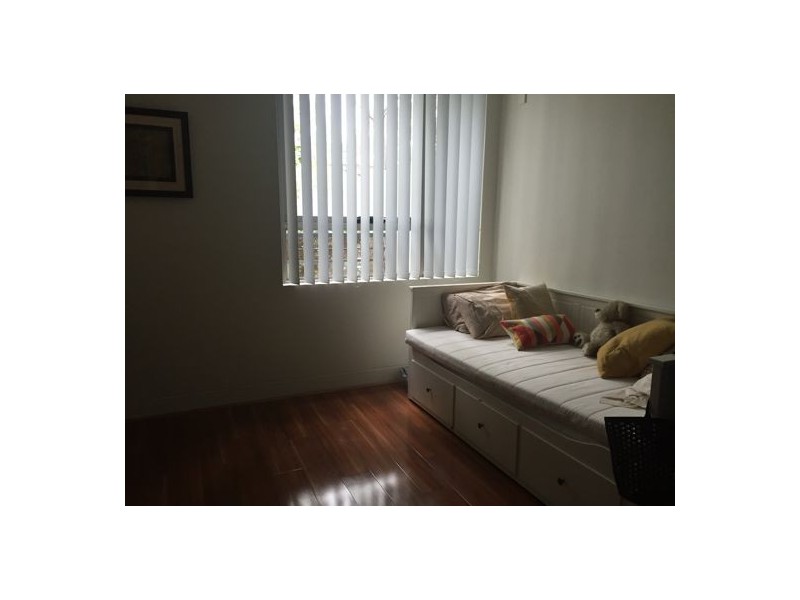 8/9 Blaxland Avenue, Newington NSW 2127