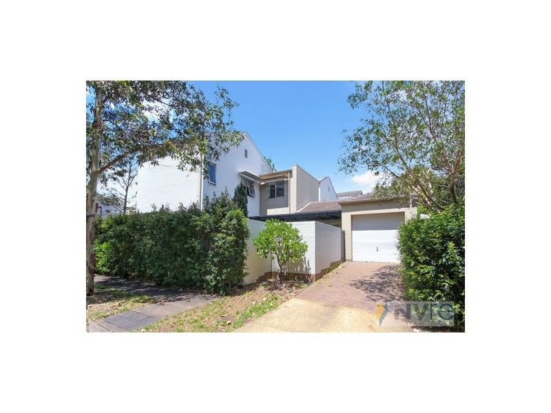 2 Curlew Avenue, Newington NSW 2127