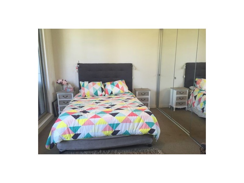 AG04/6 Avenue of Oceania, Newington NSW 2127