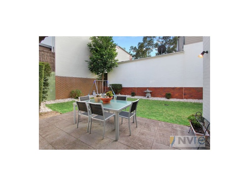 4 Beaurepaire Avenue, Newington NSW 2127