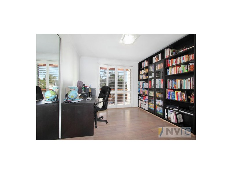 4 Beaurepaire Avenue, Newington NSW 2127