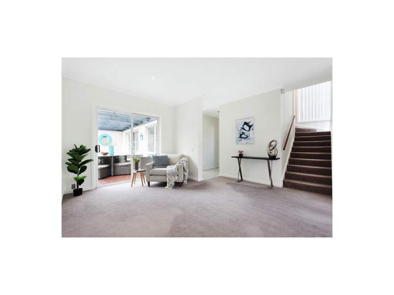 17 Mockridge Avenue, Newington NSW 2127