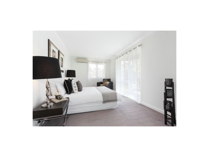 17 Mockridge Avenue, Newington NSW 2127
