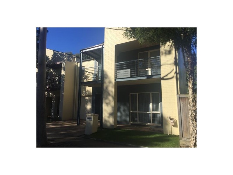 21 Popov Avenue, Newington NSW 2127