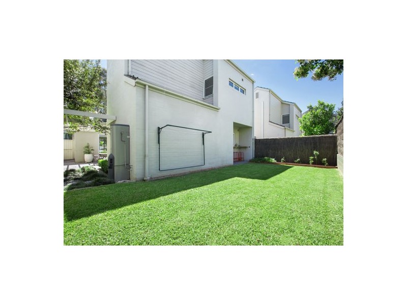 8 Mockridge Avenue, Newington NSW 2127