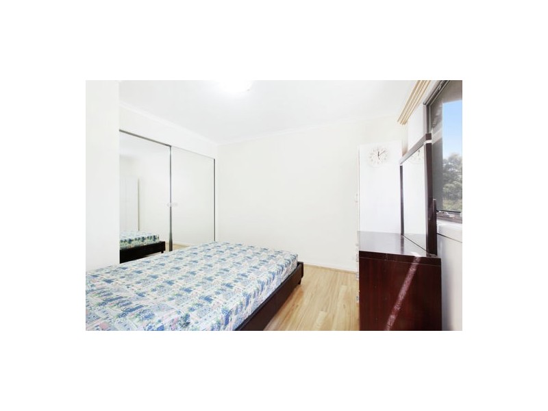 2 Curlew Avenue, Newington NSW 2127