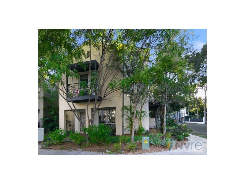 2 Manton Avenue, Newington NSW 2127