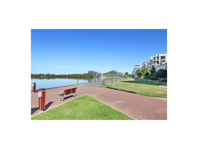 429/43 Amalfi Drive, Wentworth Point NSW 2127