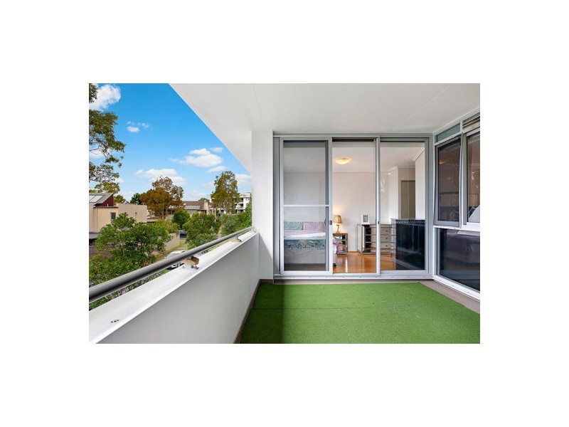 E110/2 Latham Terrace, Newington NSW 2127