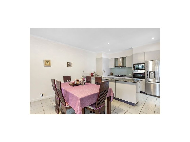 8 Lukin Place, Newington NSW 2127