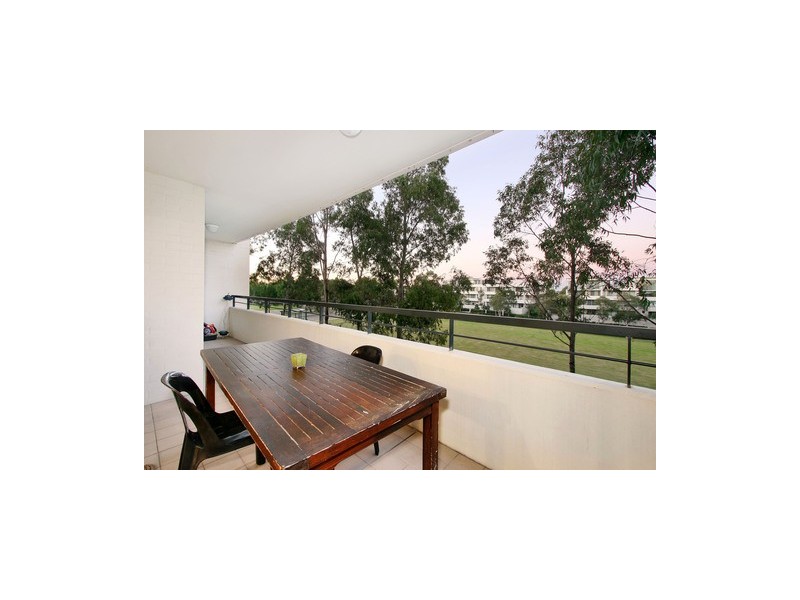 4/1 Nurmi Avenue, Newington NSW 2127