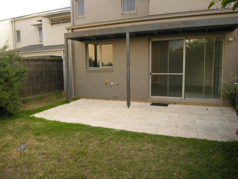 9 Healy Ave, Newington NSW 2127