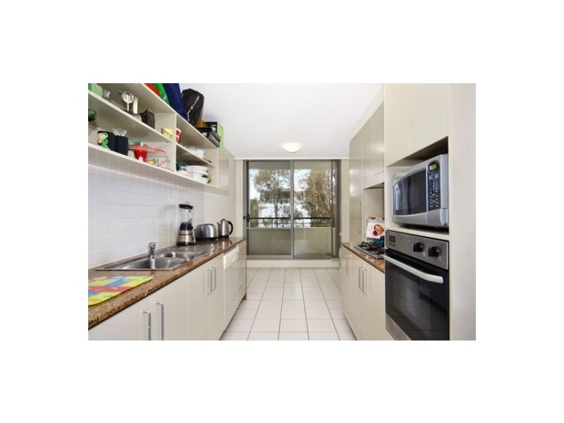 16/9 Blaxland Avenue, Newington NSW 2127