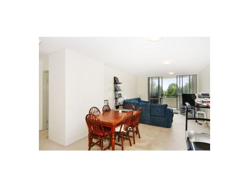 16/9 Blaxland Avenue, Newington NSW 2127