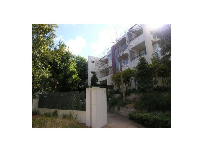 1/1 Blaxland Avenue, Newington NSW 2127