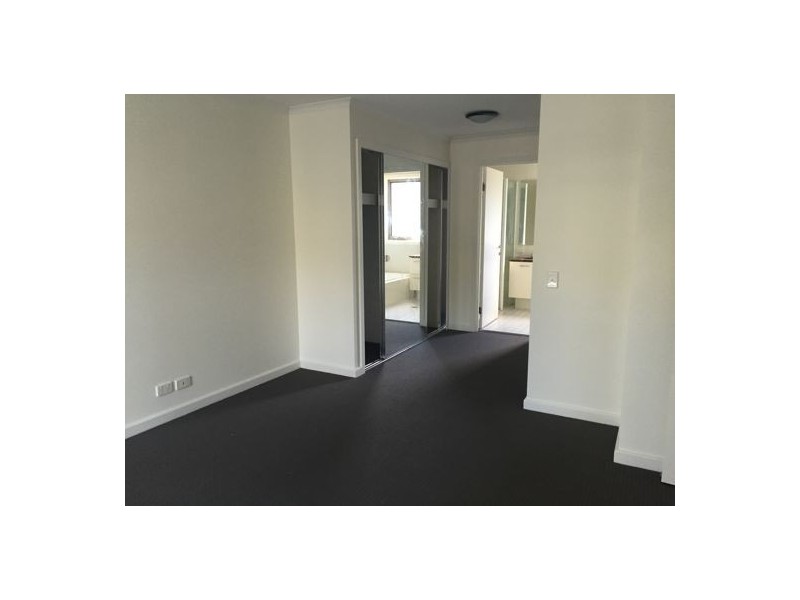 16 Blaxland Avenue, Newington NSW 2127