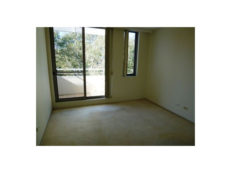 6/13 Blaxland Ave, Newington NSW 2127