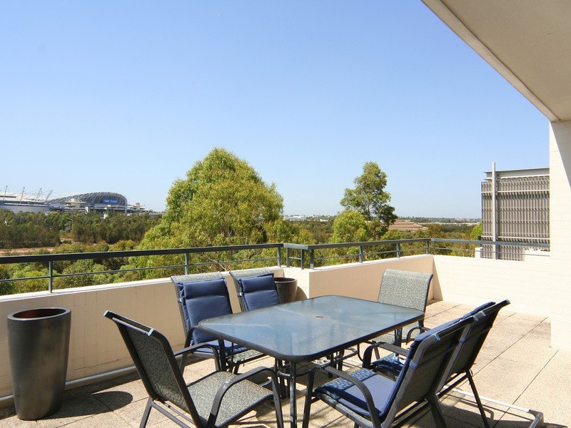 18/19 Pearce Avenue, Newington NSW 2127