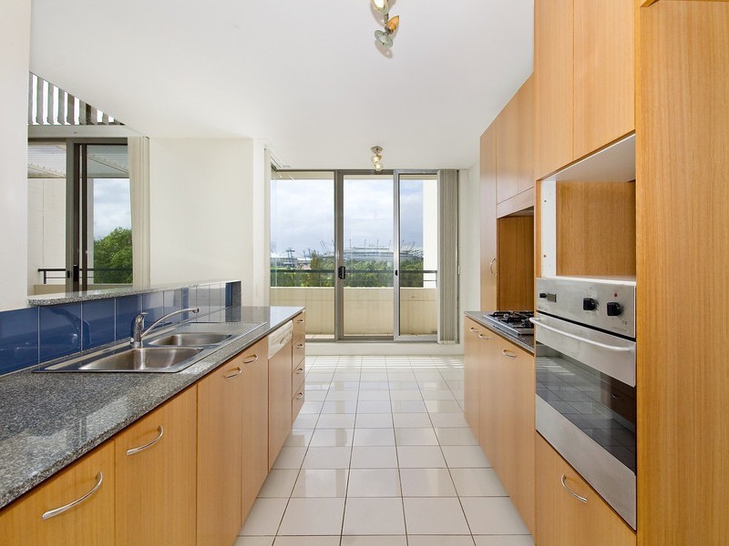 17/1 Heidelberg Avenue, Newington NSW 2127